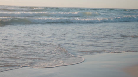 Entzückender-Sommertag-Am-Strand