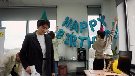 Birthday-party-at-the-office