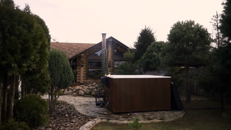 Outdoor-hot-tub