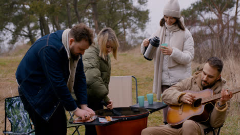 People-having-BBQ