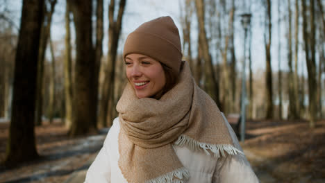 Woman-walking-in-the-park