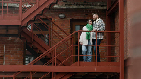 Couple-hugging-outside