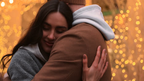 Couple-hugging-outside