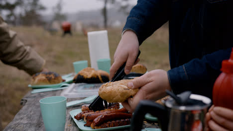 Leute-Beim-Picknick