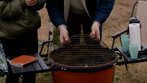 Gente-Haciendo-Barbacoa