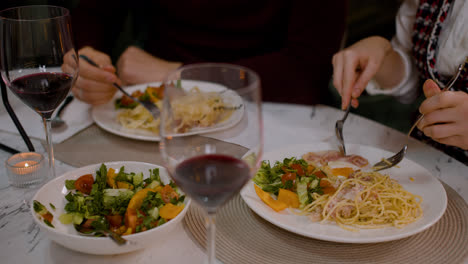 gente-comiendo