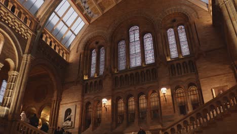 Interior-view-of-the-Hintze-Hall-in-the-Natural-History-museum