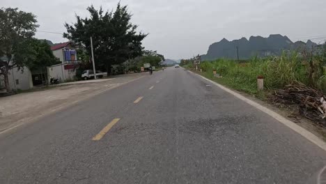 Vietnamesische-Landschaft-Aus-Der-Sicht-Eines-Bikers