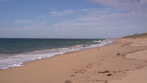 Idyllische-Landschaft-Des-Strandes-In-Bunbury,-Australien---Weitwinkelaufnahme