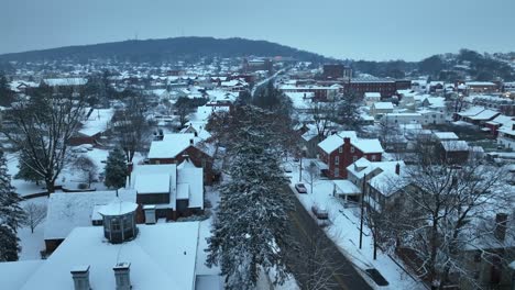 Snow-covered-American-town-at-dawn