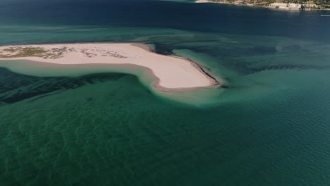 Strandsandbank-Im-Atlantik-In-Portugal