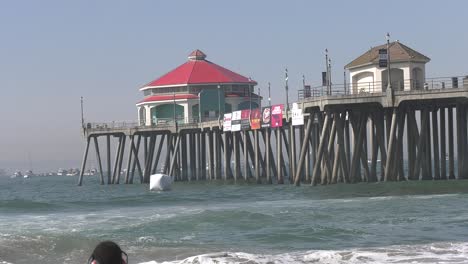 Huntington-Beach-Pier-–-Außenansicht