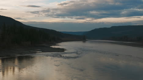 Wild-and-Winding:-Soaring-Over-the-Untamed-Fraser-River