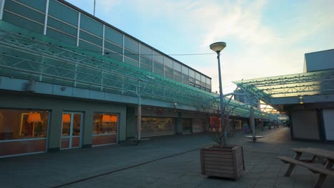 Empty-outdoors-Dutch-shopping-centre-Boven-IJ-in-Amsterdam-Noord-early-morning