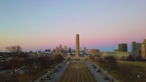 Kansas-City,-Missouri,-05-September-2018-–-Aerial-drone-footage-of-World-War-1-Museum-with-Kansas-City-Downtown-Skyline-in-the-background