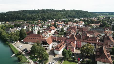 Aerial-of-a-small-medieval-town-next-to-the-river-Aare