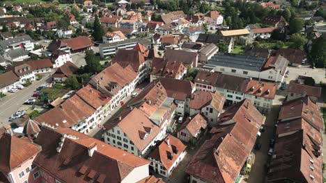 Aerial-of-a-small-medieval-town-next-to-the-river-Aare