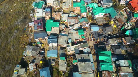 Aerial-view-Citi-of-Manali-Landscape,-Himachal-Pradesh,-India