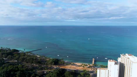 aerial-view-from-land-to-ocean-in-Waikiki-Beach