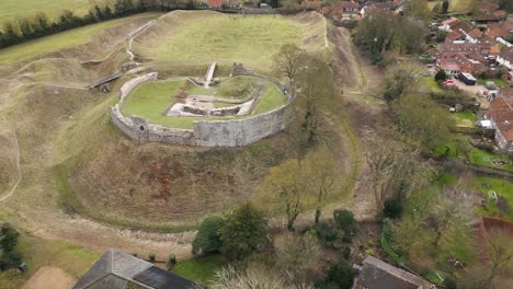 Rotating-drone-Shot-of-Ruins-at-Castle-Acre-Priory,-Norfolk