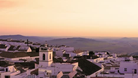 Dawn-over-Medina-Sidonia,-Cádiz-skyline