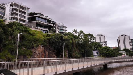 Wide-shot-of-apartments-above-the-New-Farm-River-Walk