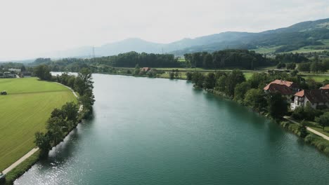 Aerial-of-a-small-medieval-town-next-to-the-river-Aare