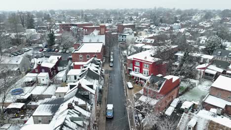 Amerikanische-Stadt-Bei-Schneegestöber