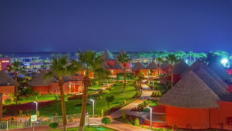 Lapso-De-Tiempo-De-Día-A-Noche-Con-Sombras-De-Luz-Solar-Sobre-El-Hotel-Pickalbatros-Laguna-Vista,-Sharm-El-Sheikh,-Egipto