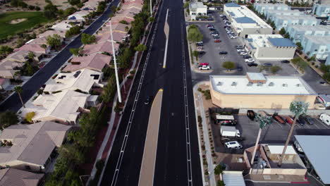 Luftaufnahme-Von-Summerlin,-Modernen-Westlichen-Vororten-Von-Las-Vegas,-Nevada,-USA,-Straßen,-Gebäuden-Und-Golfplatz