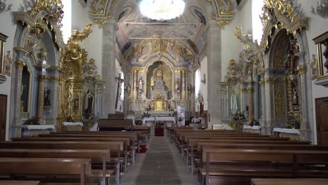 In-Der-Katholischen-Kirche.-Religionskonzept