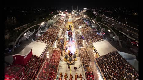 Desfile-De-Samba-En-Sao-Paulo-Brasil