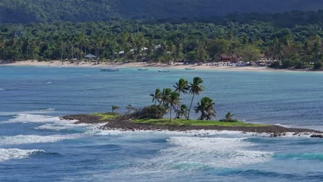 Scenic-rocky-islet-of-El-Cayito-in-Las-Galeras-on-Samana-Peninsula,-aerial