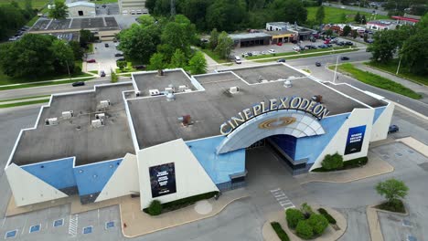 Cineplex-Movie-Theatre-local-cinema-in-Niagara-Falls-near-McLeod-Road,-Canada