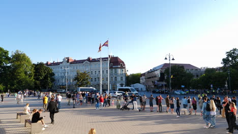 People-gathered-watching-Vilnius-2023-NATO-summit-waiting-for-heads-of-state-arrival,-Lithuania