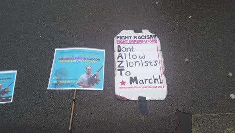 Two-anti-Zion-signs-at-an-anti-racism-march-in-Glasgow