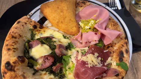 Modern-approach-of-pizza-from-Napoli-best-restaurant-outside-Italy,-Tenerife