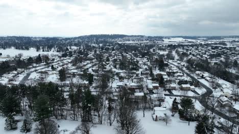 Aerial-establishing-shot-of-rural-neighborhood-houses