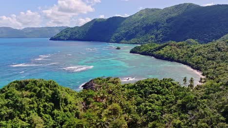 Playa-Ermitaño-Coast-In-Samana,-Dominican-Republic