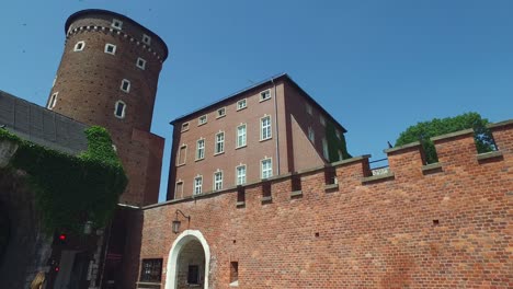 Bernadiner-Tor-Wawel,-Krakau,-Polen