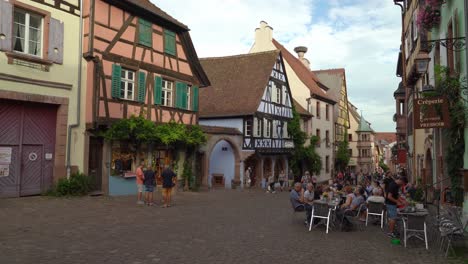 Riquewihr-Is-a-small-town-and-can-easily-be-walked-in-a-few-hours