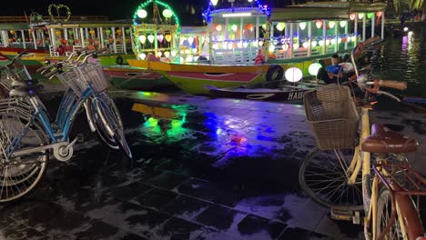 Hoi-An-Vietnam-Bikes-and-Lantern-boats-along-the-Thu-Bon-River