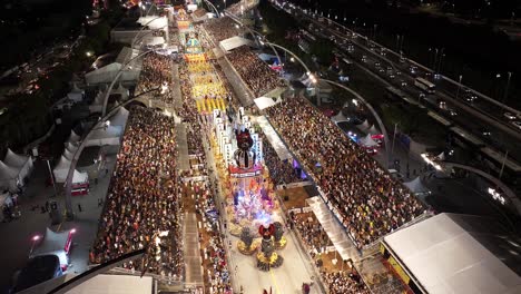 Samba-Fahrt-In-Sao-Paulo,-Brasilien