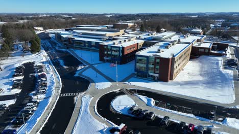 Aerial-flyover-of-a-school-in-the-United-States