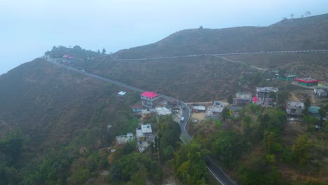 Paisaje-De-Darjeeling-Jardín-De-Té-Y-Bucle-Batasia-Vista-Aérea-De-Darjeeling-Y-Tren-De-Juguete-Darjeeling