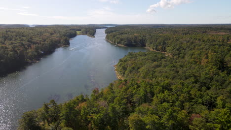 Aerial-Drone-descending-footage-of-New-Meadows-river,-Bath,-Brunswick