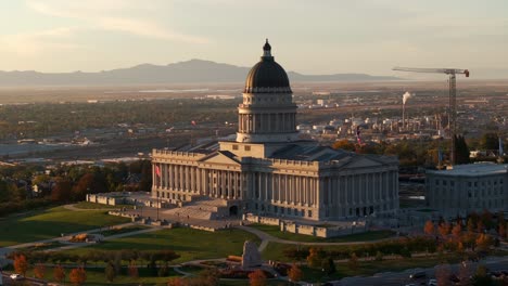 Utah-State-Capitol-Komplex,-Salt-Lake-City-In-Utah,-USA