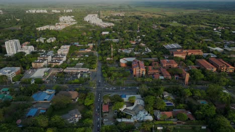 Timelapse-Aéreo-Universidad-Icesi-Y-Cruce-De-La-Avenida-Canasgordas