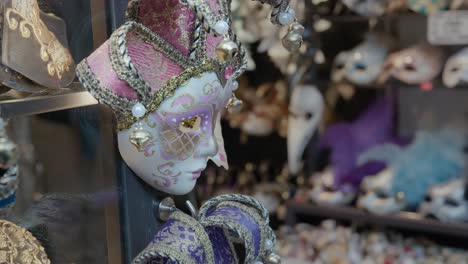 Elegant-Venetian-mask-in-storefront