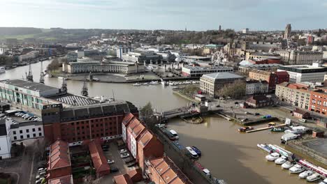 Hafenufer-Bristol-Uk-Schwenken-Drohne-Luft-Uferpromenade